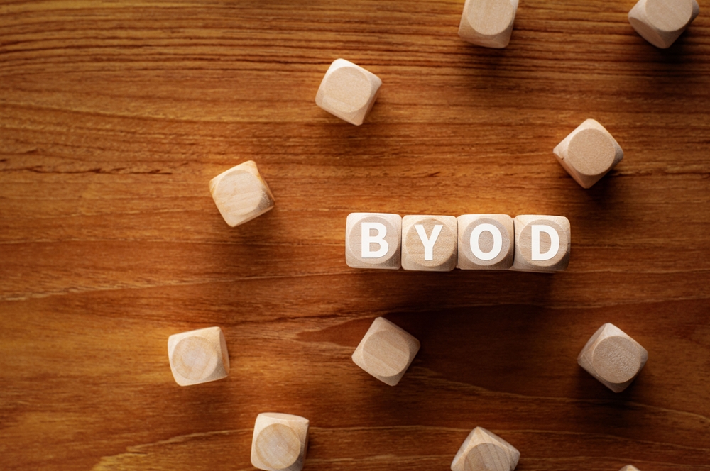 Blog article thumbnail for 5 Benefits of Implementing a Bring Your Own Device (BYOD) Policy